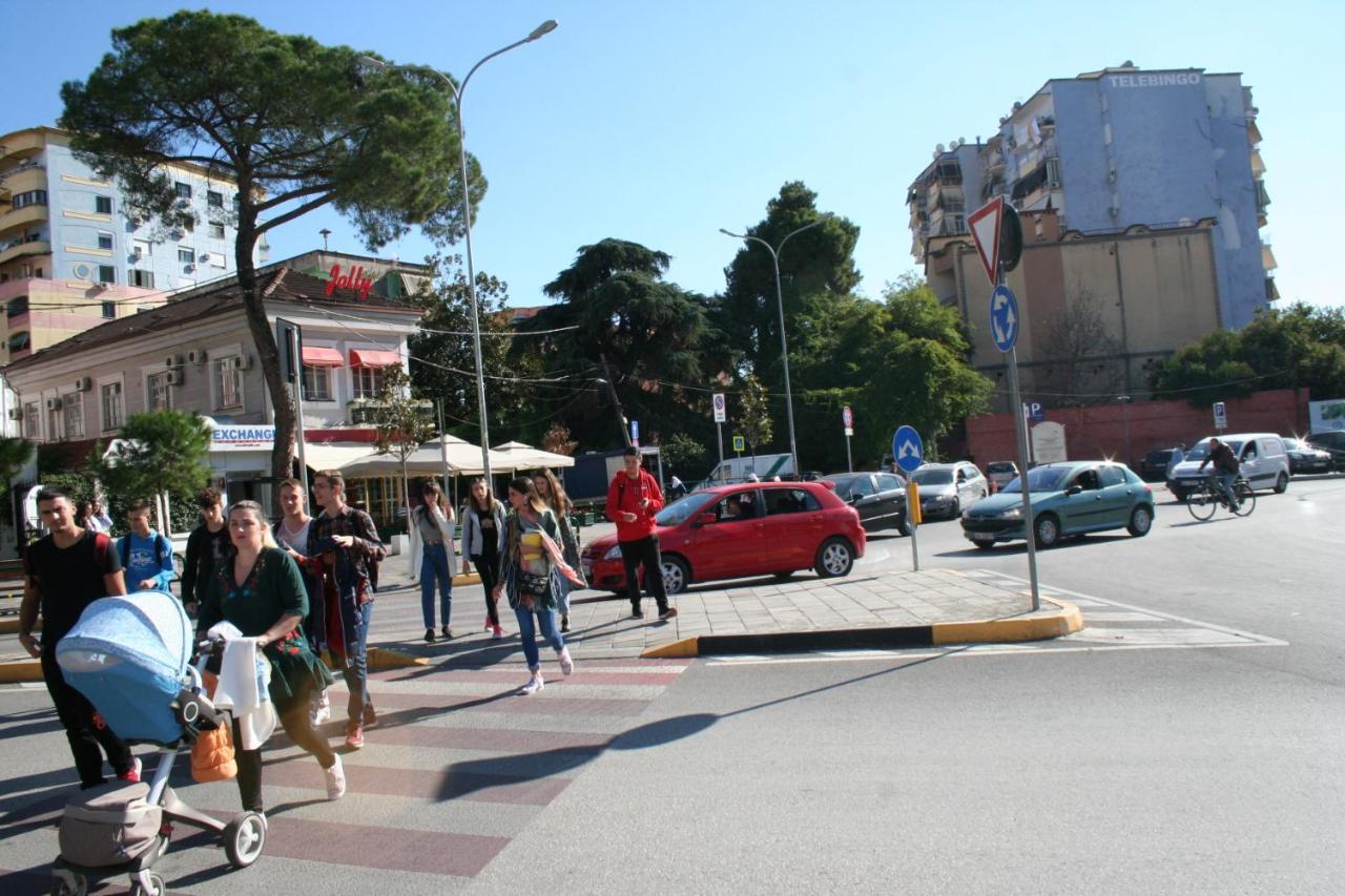 Jolly City Center Hotel Τίρανα Εξωτερικό φωτογραφία